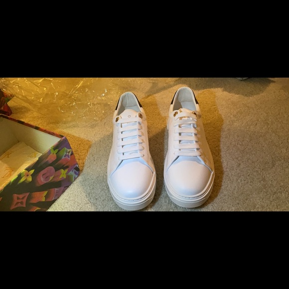 New Louis Vuitton Tennis shoes AAA, size 39 EU - Picture 5 of 11